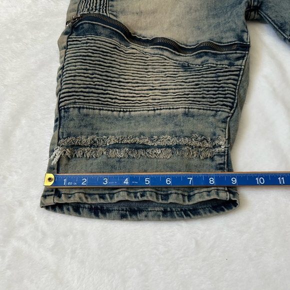 Rocawear Jean Shorts - Picture 6 of 9